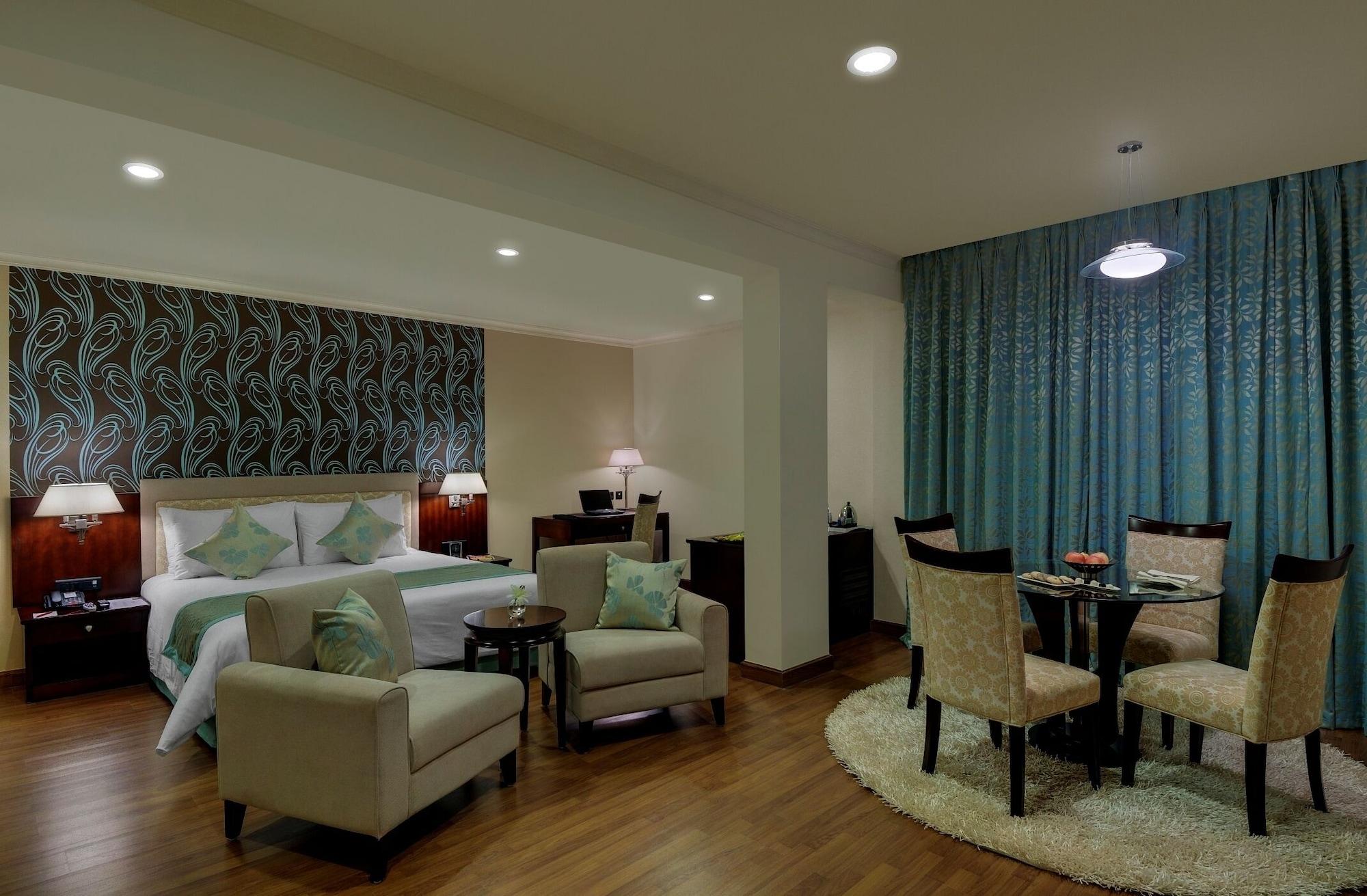 Royalton Hyderabad Abids Hotel Ruang foto